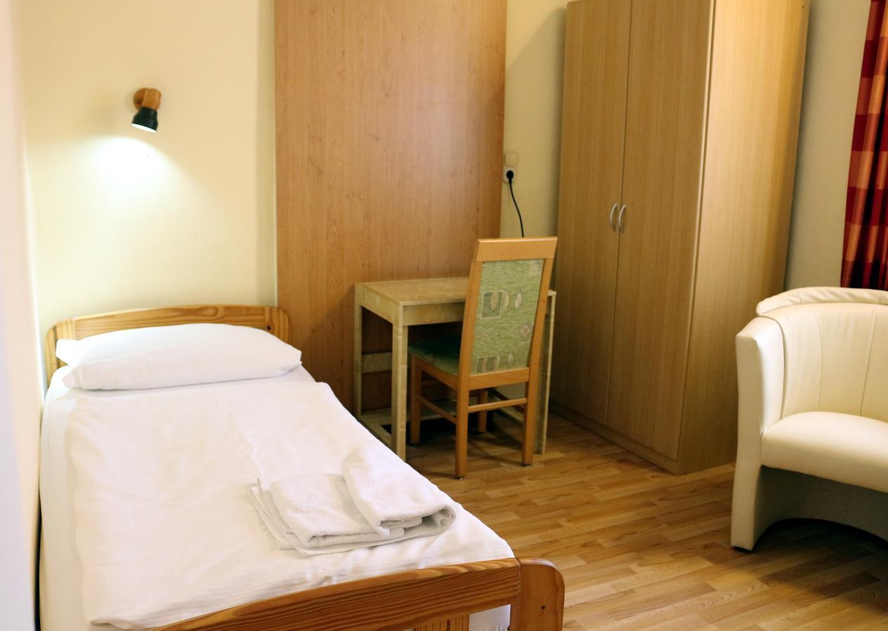 Landgasthof Schoenecke Wahrenholz Zewnętrze zdjęcie